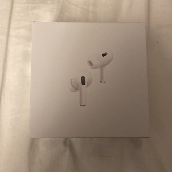 Airpods Pro Gen 2 - Picture 2 of 6